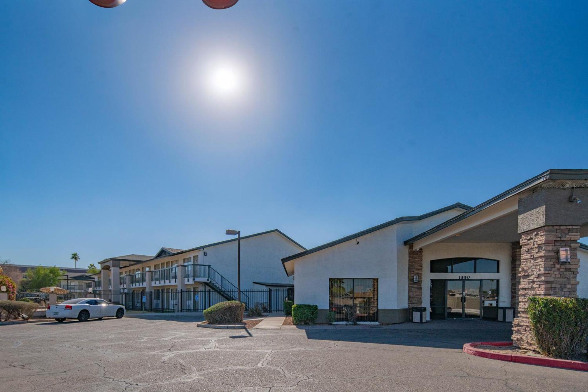 Hotel Rising Phoenix Exterior foto