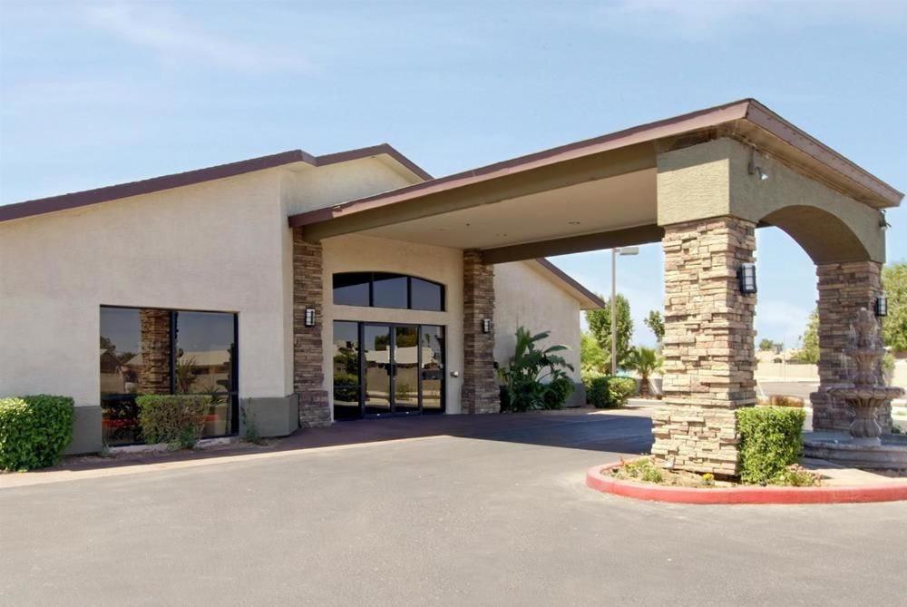 Hotel Rising Phoenix Exterior foto